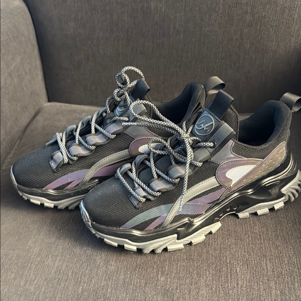 Black and Purple Men’s Athletic Sneakers